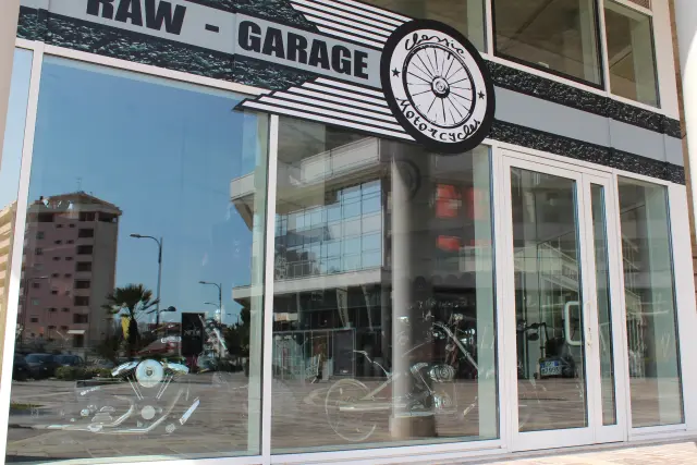 Raw Garage