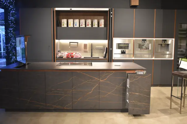 Showroom