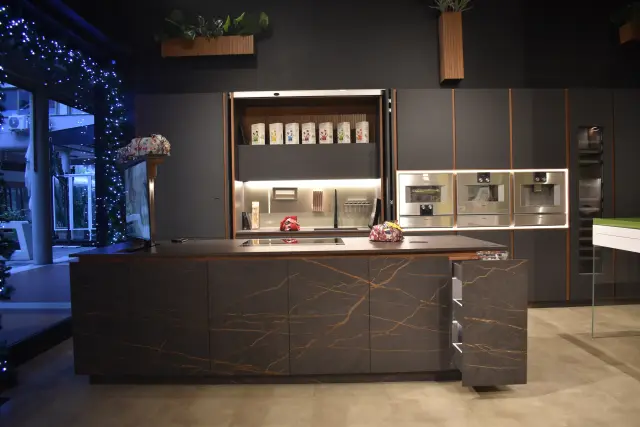 Showroom