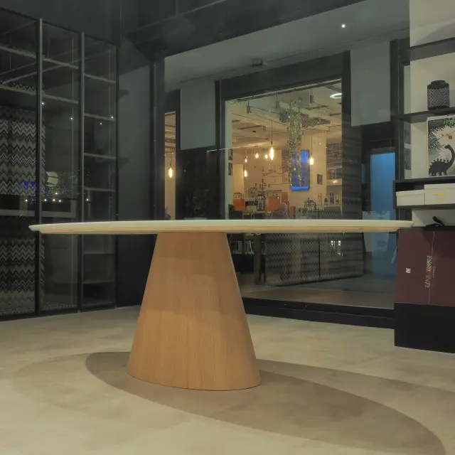 Showroom