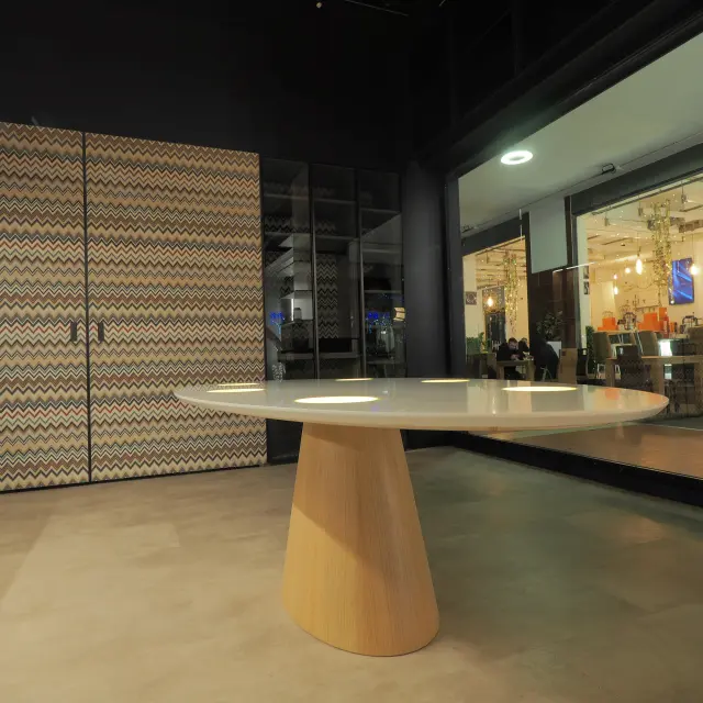 Showroom